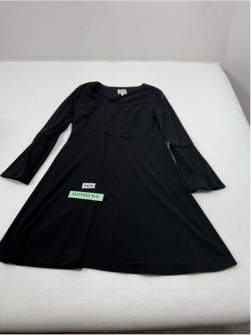 Womans Excellent Ashley Graham Beyond Pullover Fit & Flare Dress Size 6 Black
